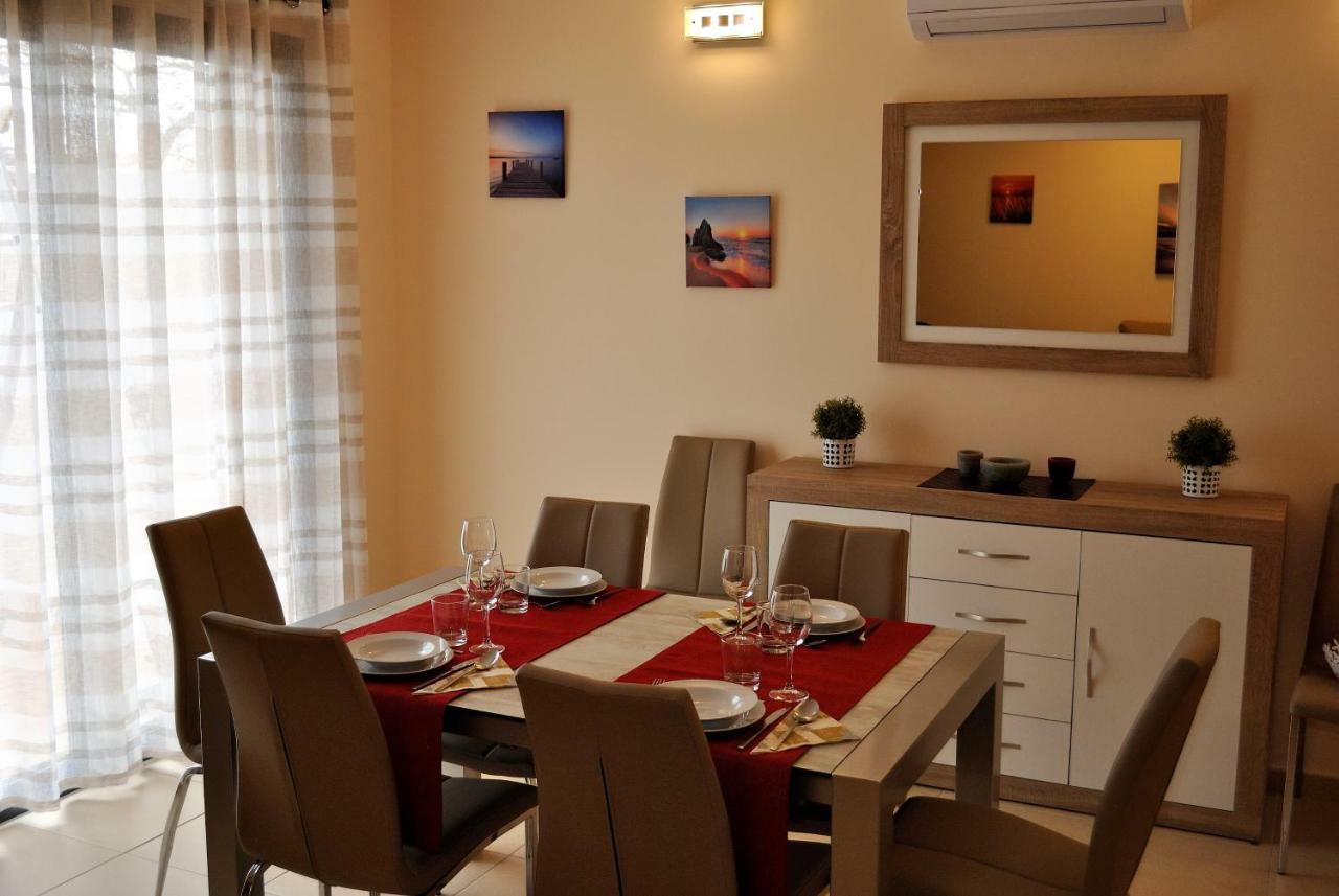 Chalet Adosado De Lujo Para 6 Personas En Golf Panoramica - Internet Fibra Gratis San Jorge  Buitenkant foto