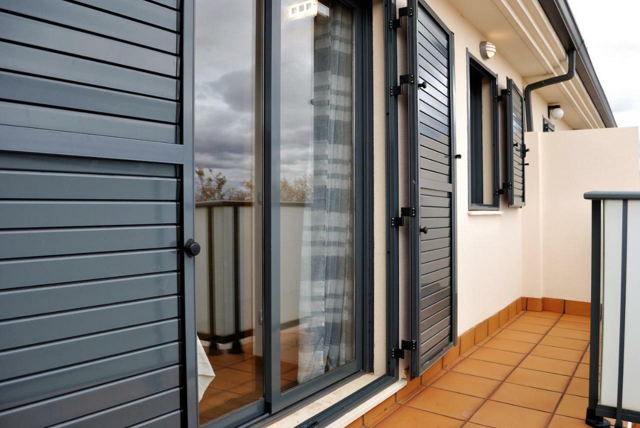 Chalet Adosado De Lujo Para 6 Personas En Golf Panoramica - Internet Fibra Gratis San Jorge  Buitenkant foto