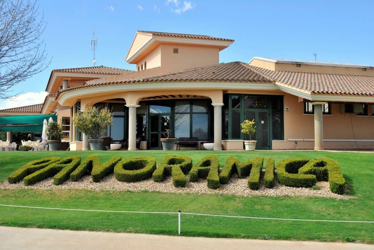 Chalet Adosado De Lujo Para 6 Personas En Golf Panoramica - Internet Fibra Gratis San Jorge  Buitenkant foto
